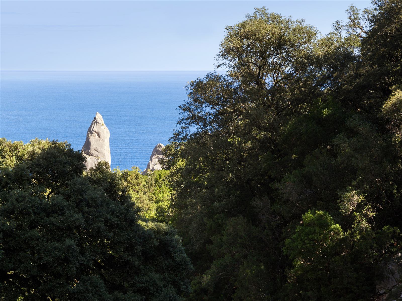 Cala Goloritzé vista dall'alto, Baunei